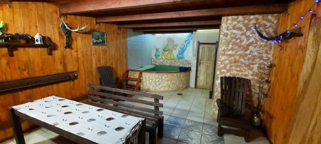 U Listochka Hotel Bereza Exterior photo