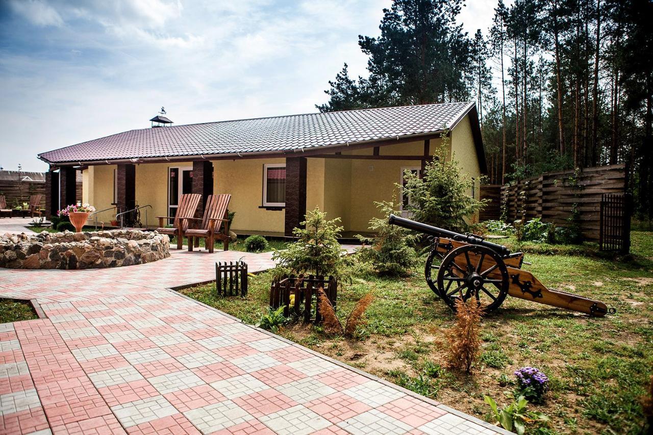 U Listochka Hotel Bereza Exterior photo